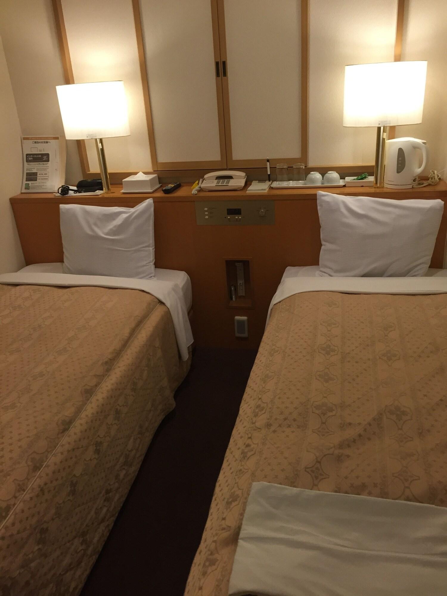 Hotel Crown Hills Toyokawa Buitenkant foto