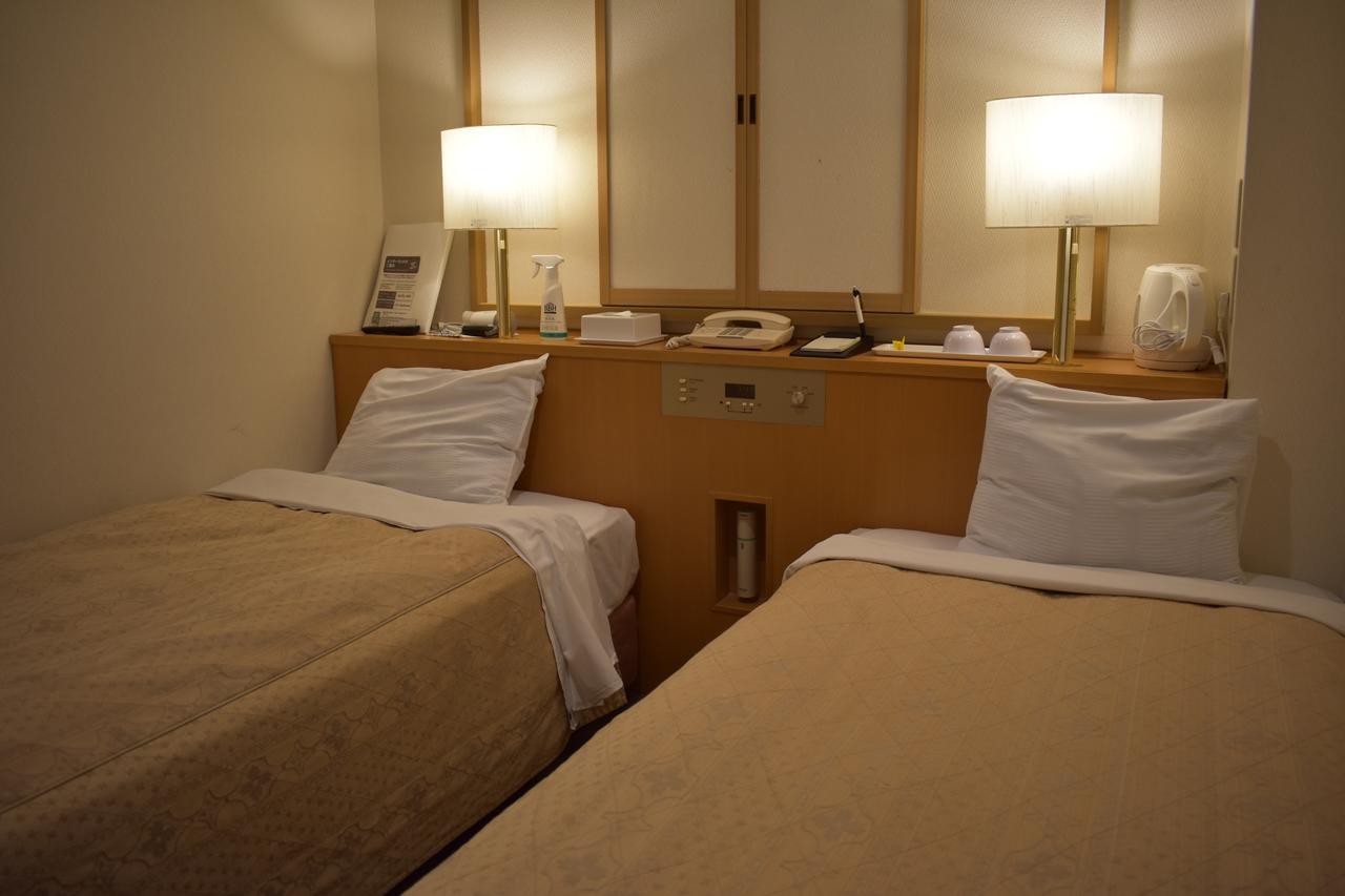 Hotel Crown Hills Toyokawa Buitenkant foto
