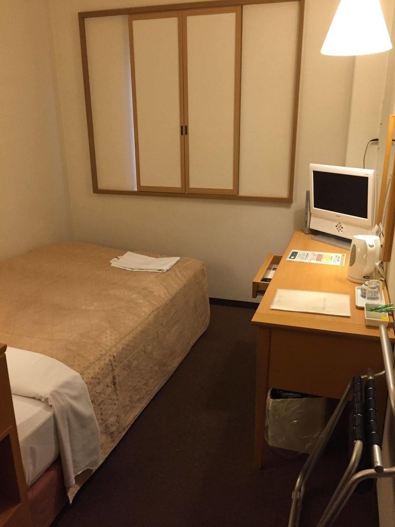 Hotel Crown Hills Toyokawa Buitenkant foto